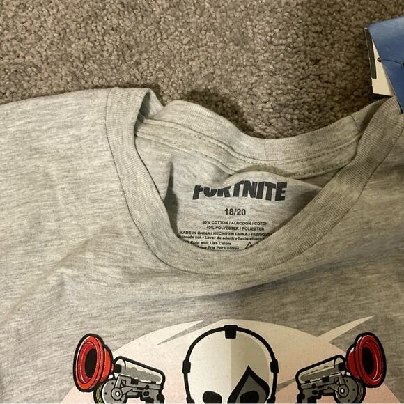 NWT Fortnite Bundle 2 Long sleeves and socks - Picture 3 of 8